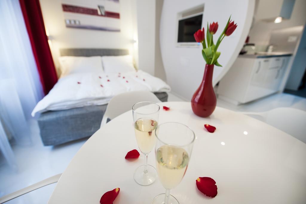 Honeymoon Ruterra Studio براغ الغرفة الصورة